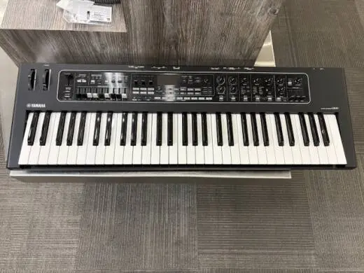 Yamaha - CK61
